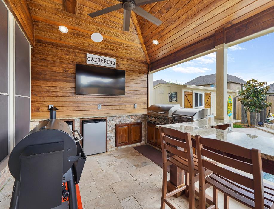 Backyard Retreats - Pearland, TX