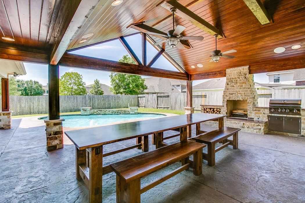 Backyard Retreats - Pearland, TX