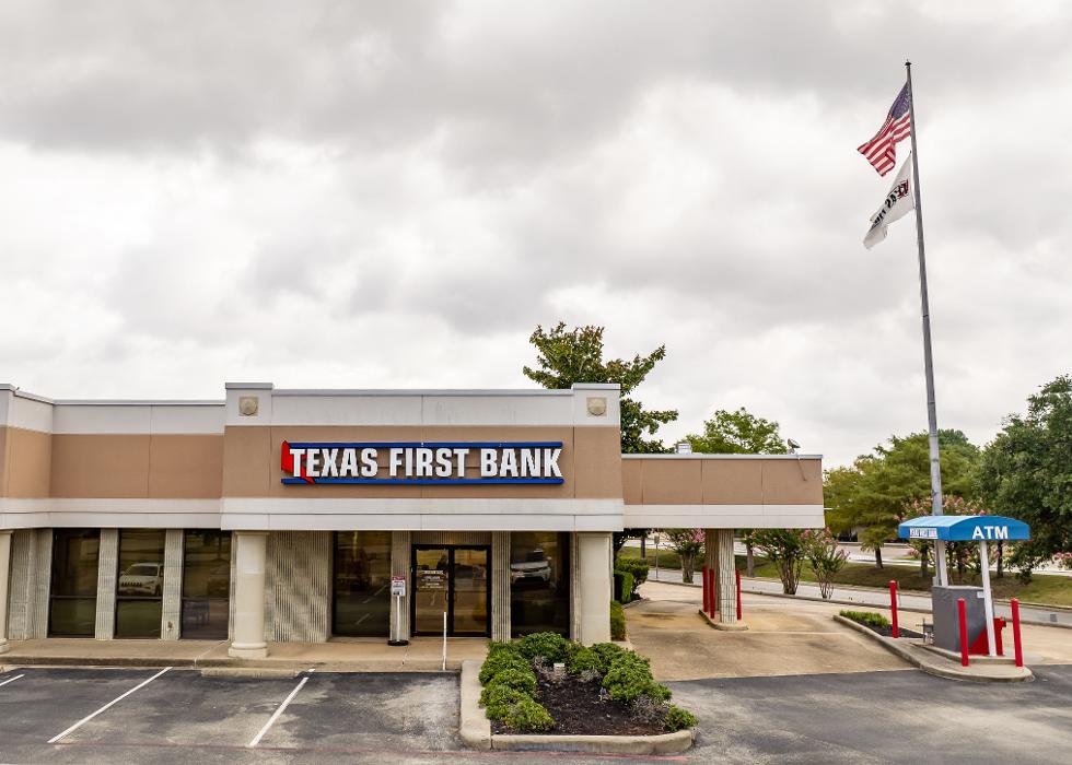 Texas First Bank Image