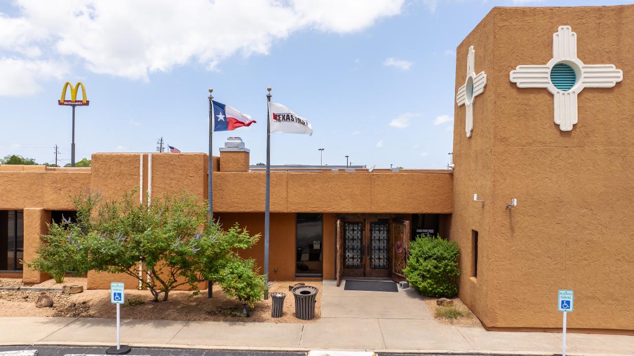 Texas First Bank Image