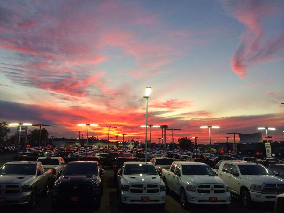 Carl Burger Dodge Chrysler Jeep RAM World Image