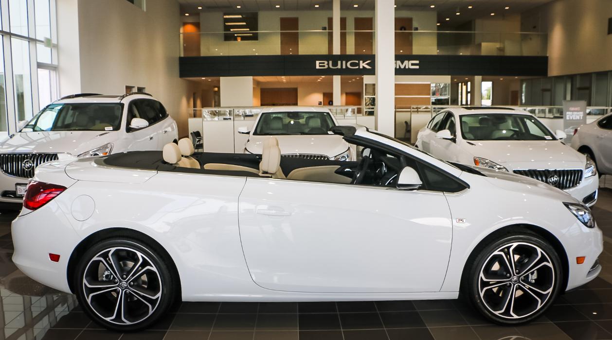 Costa Mesa GMC Image