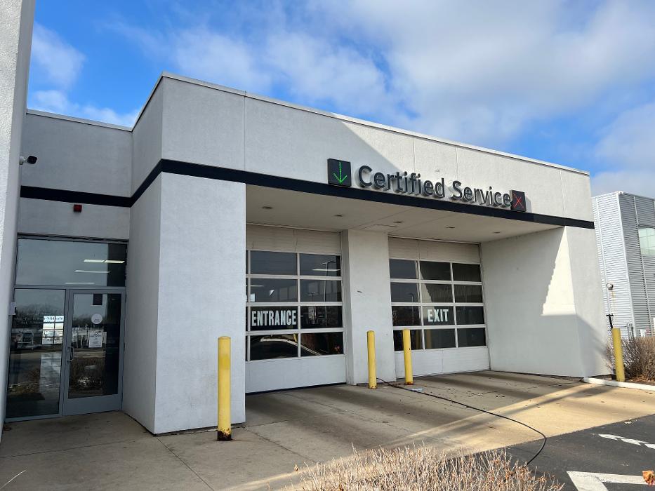 Woody Buick GMC of Naperville Image