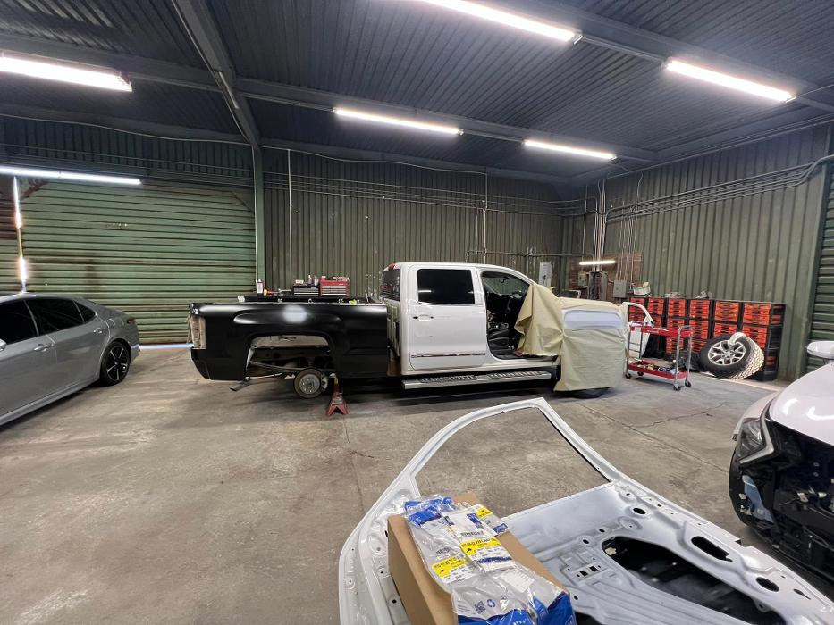 Barnwell Collision LLC Image