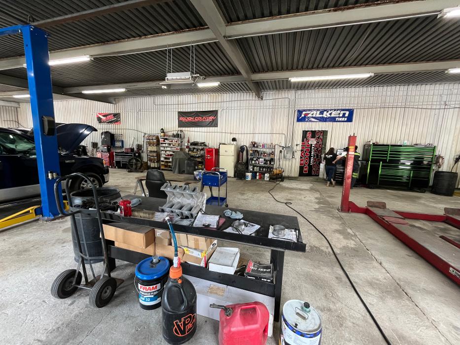 Barnwell Collision LLC Image