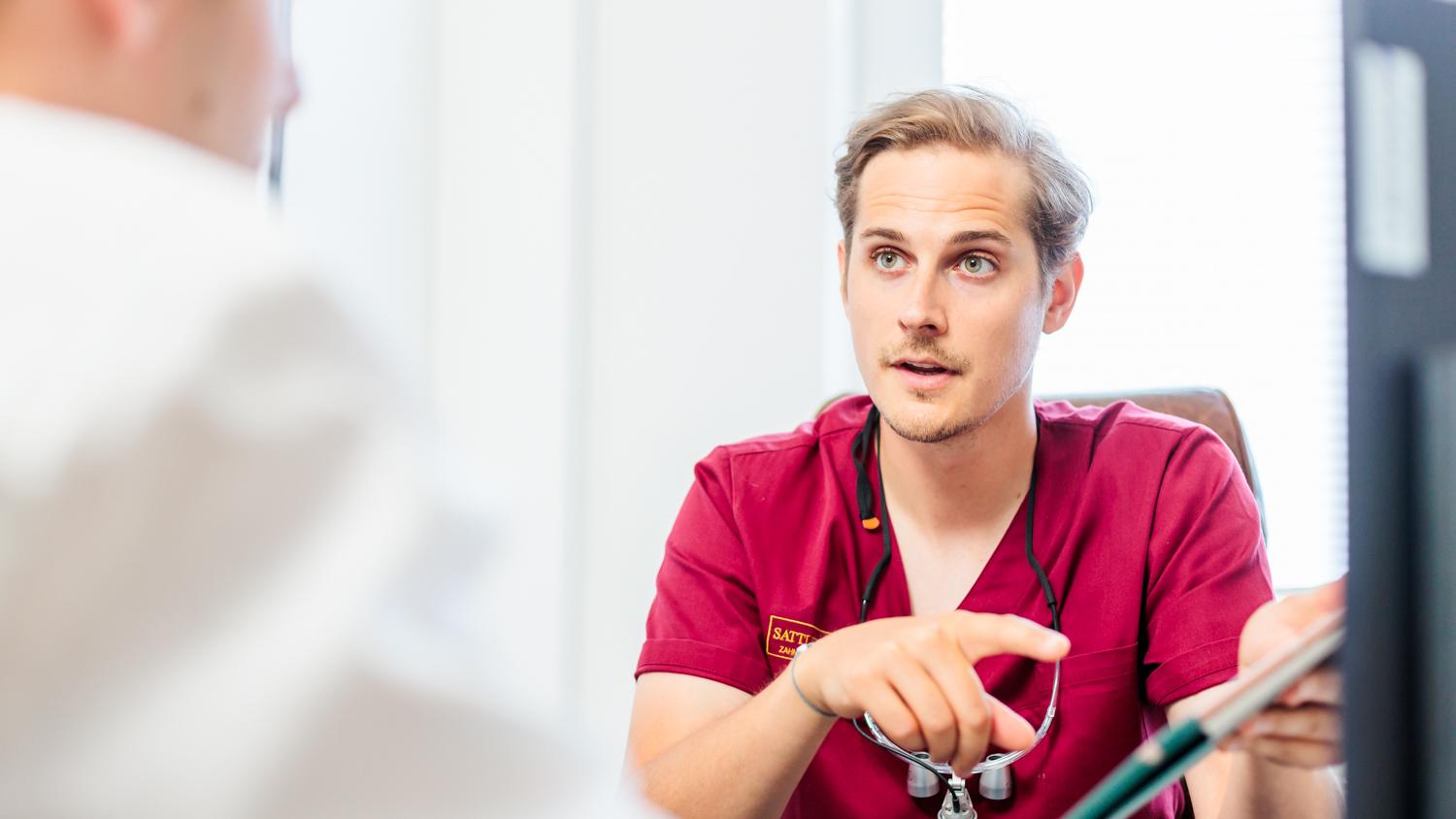 Zahnmedizin Marl - Maximilian Sattler - Zahnarzt & Zahntechnikermeister, Bergstraße in Marl