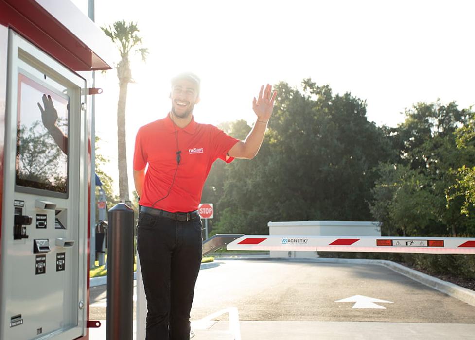 Radiant Express Car Wash Image