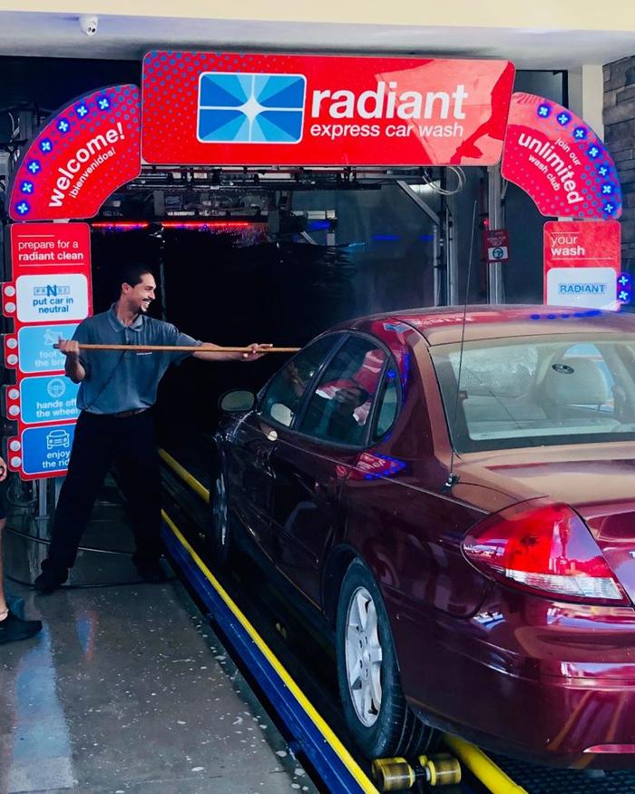 Radiant Express Car Wash Image