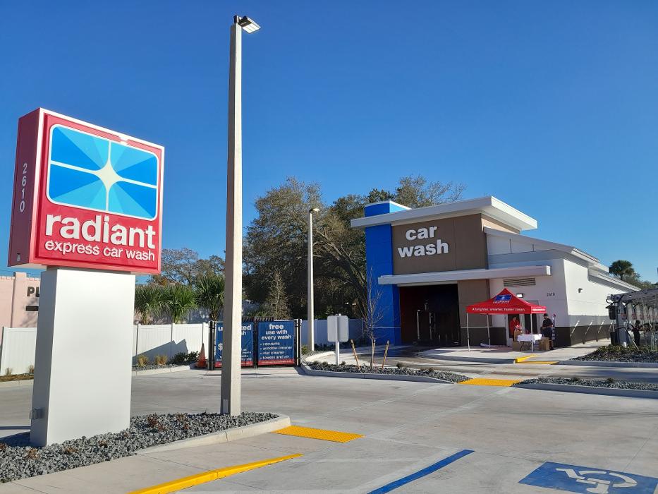 Radiant Express Car Wash Image