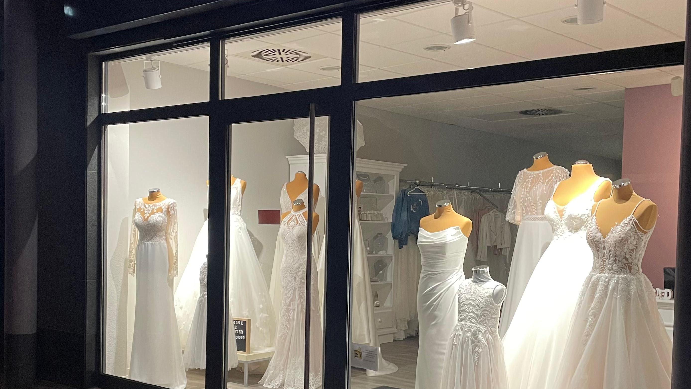 LIVAMOUR Brautmode, Hippolytusstraße in Troisdorf