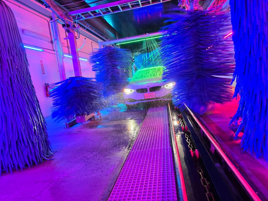 BlueWave Express Car Wash - Schertz, TX