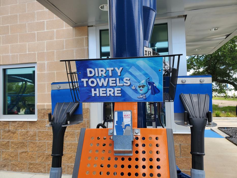 BlueWave Express Car Wash - Schertz, TX