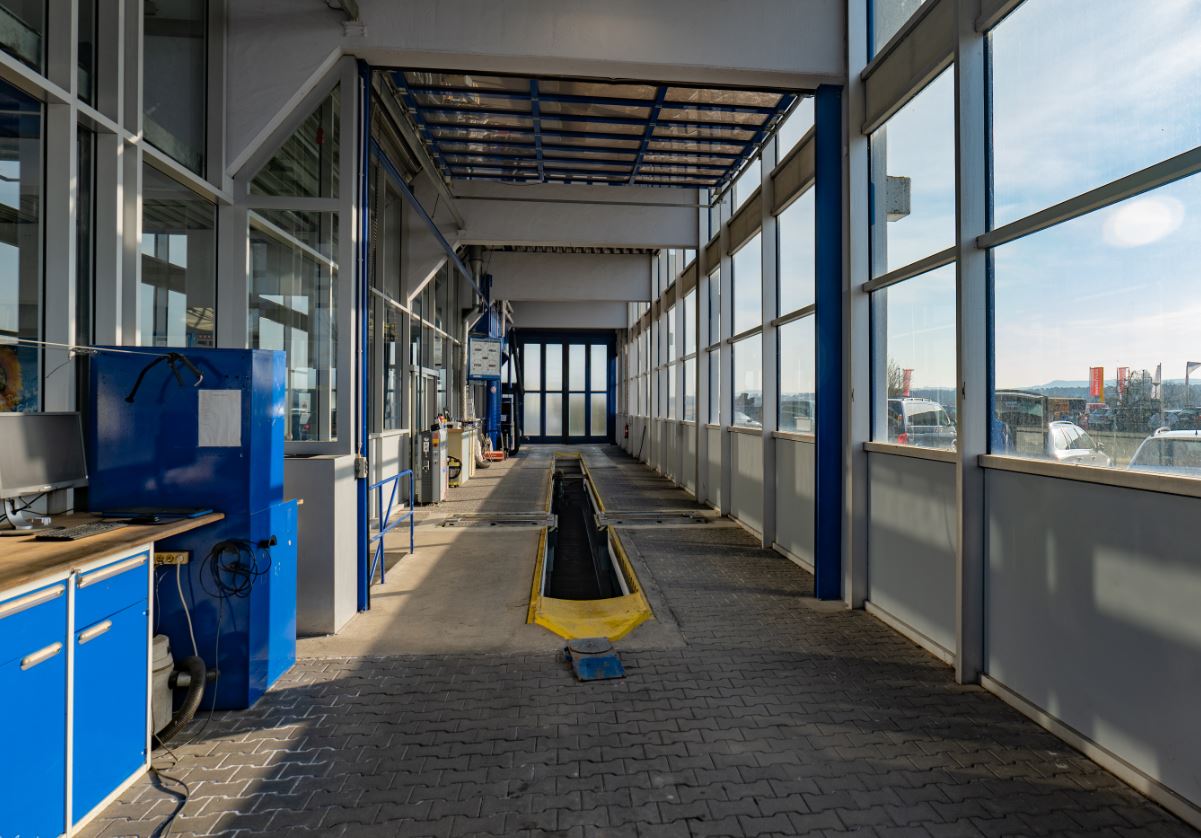 TÜV SÜD Service-Center Bamberg - Technische Kontrolle Für Fahrzeuge in ...