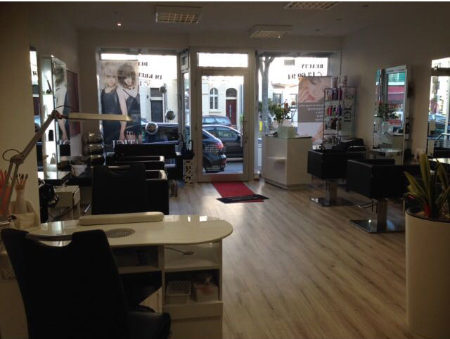 Foto de Friseur Dortmund - de LieLis Cut Foto de Friseur Dortmund - de LieLis Cut