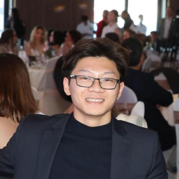 ERGO Pro Quang Dietmar Kruckow, Herzbergstraße in Berlin