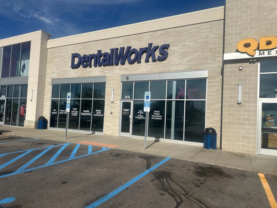 DentalWorks & Orthodontics Royal Oak Image