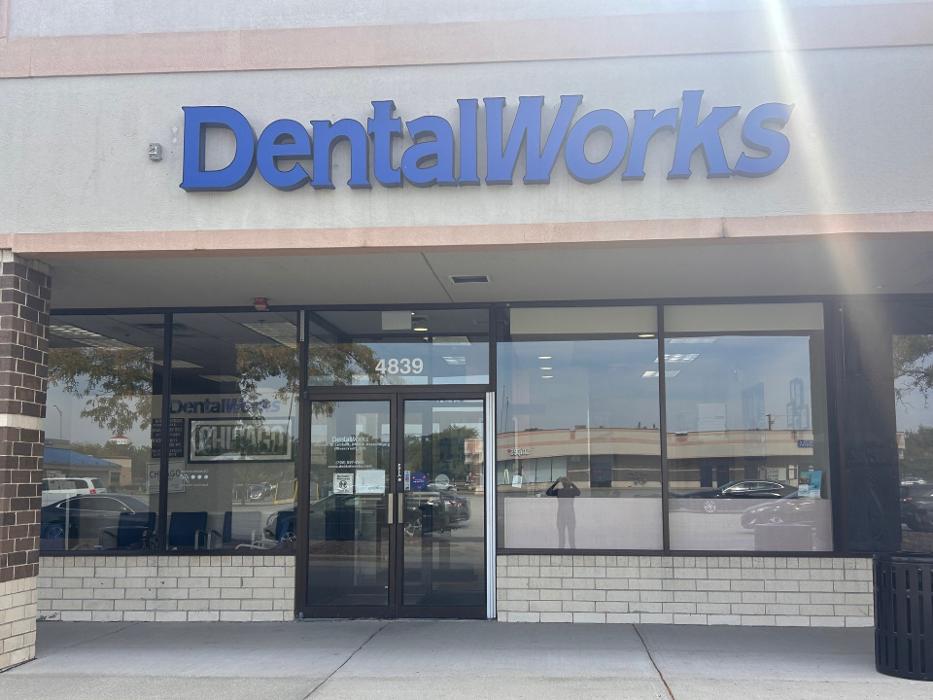 DentalWorks & Orthodontics Rivercrest - Midlothian, IL