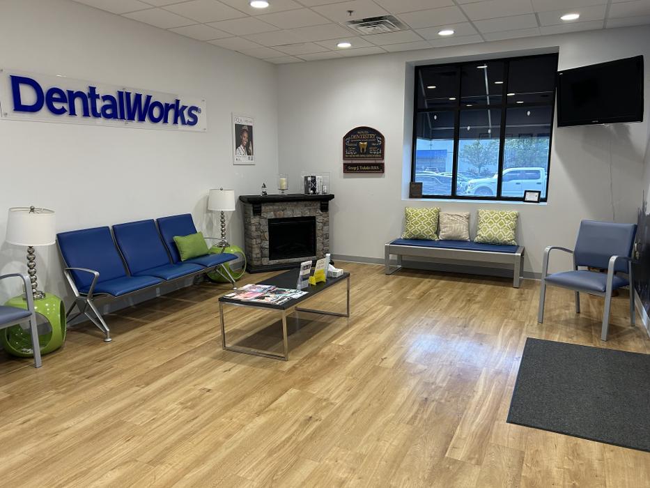 DentalWorks & Orthodontics Aurora Image