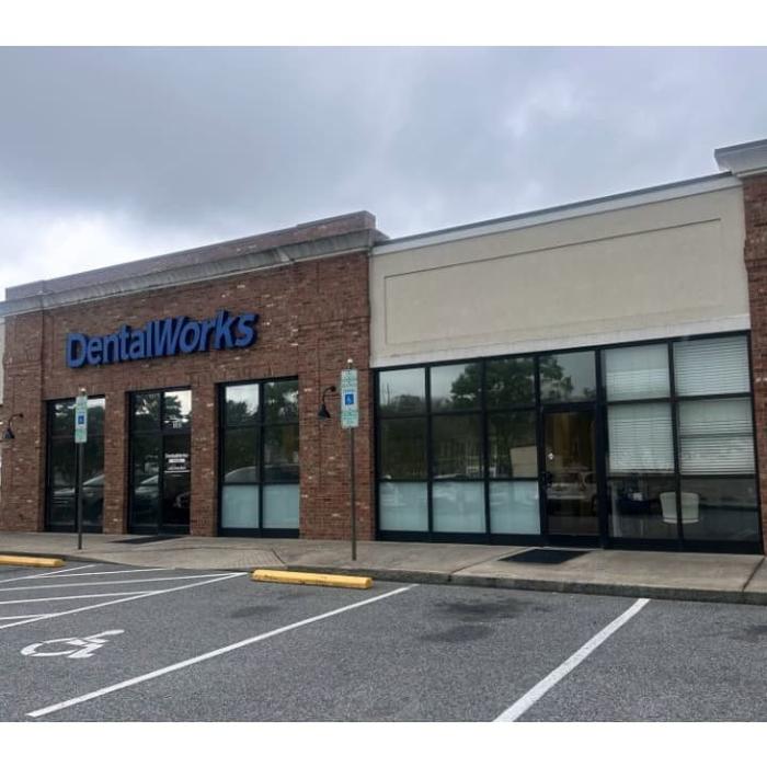 DentalWorks Greenville NC Logo