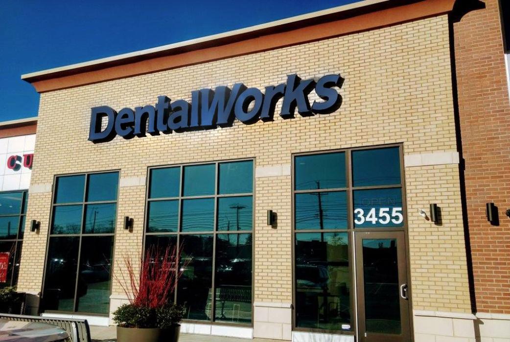 DentalWorks Brunswick Logo