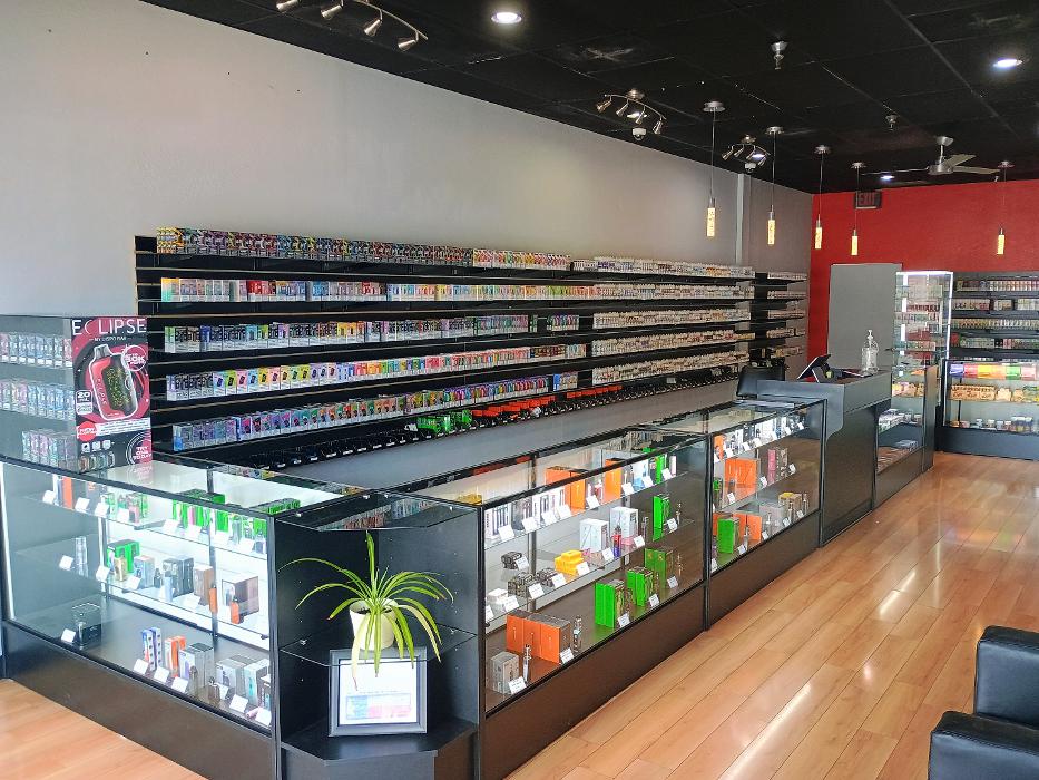 Red Star Vapor - Corpus Christi, TX