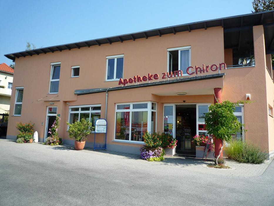 Apotheke zum Chiron, Josef-Krainer-Straße in Raaba