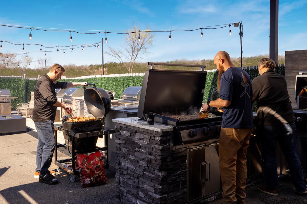 Outdoor Kitchen Creations Image