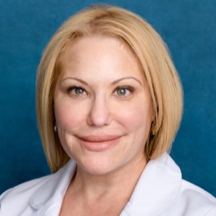 Teresa Grossi, DCNP, FNP-C, MSc - Oxnard, CA