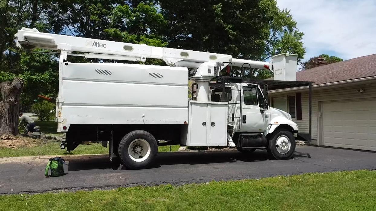 Limb -A-Way Tree Care - Richmond, IN