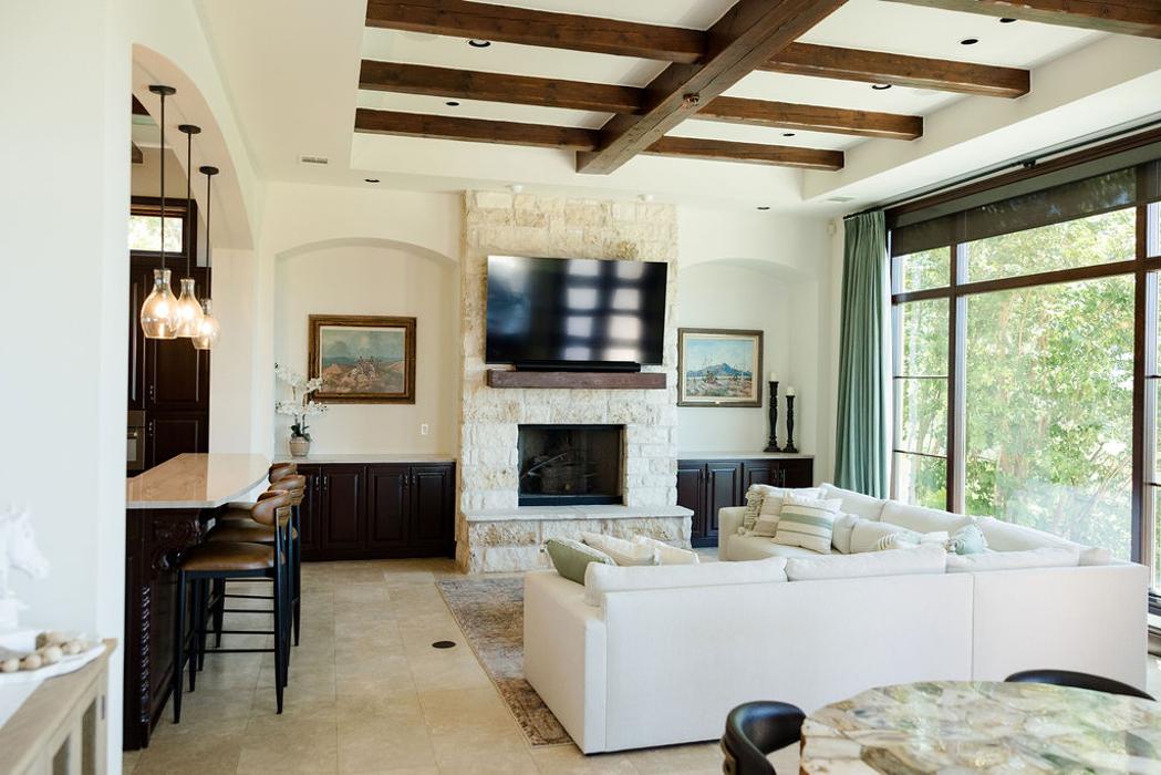 M Leonard Design Image