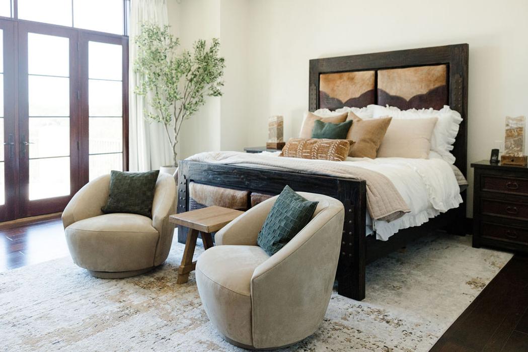 M Leonard Design Logo