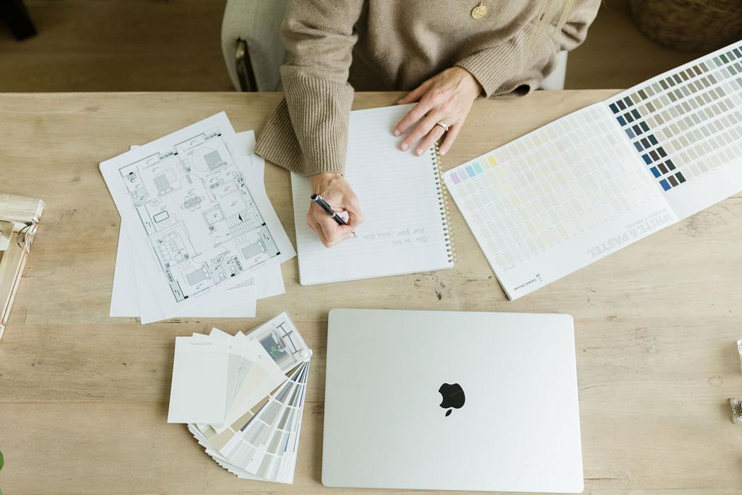 M Leonard Design Image