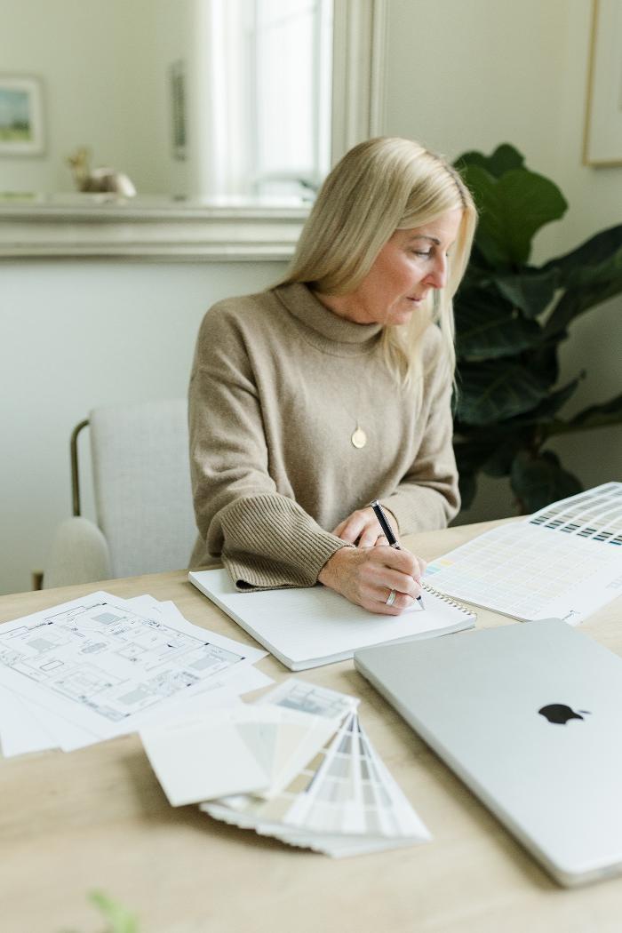 M Leonard Design Image