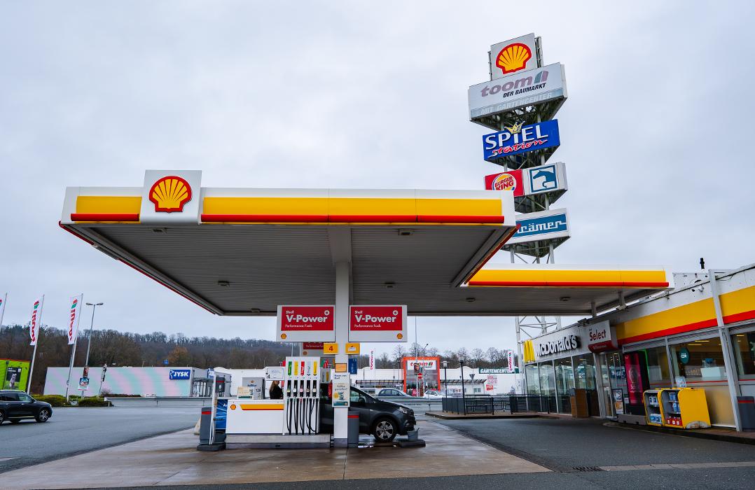 Shell Recharge Charging Station, Teutopark in Lengerich