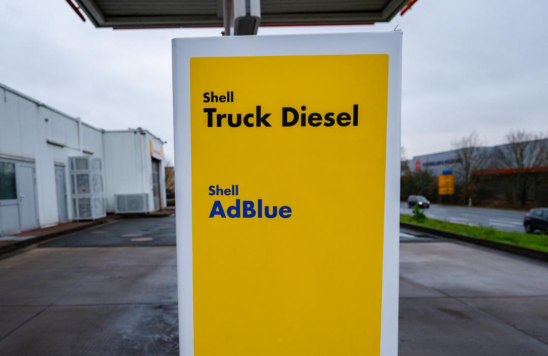 Shell Recharge Charging Station, Teutopark in Lengerich