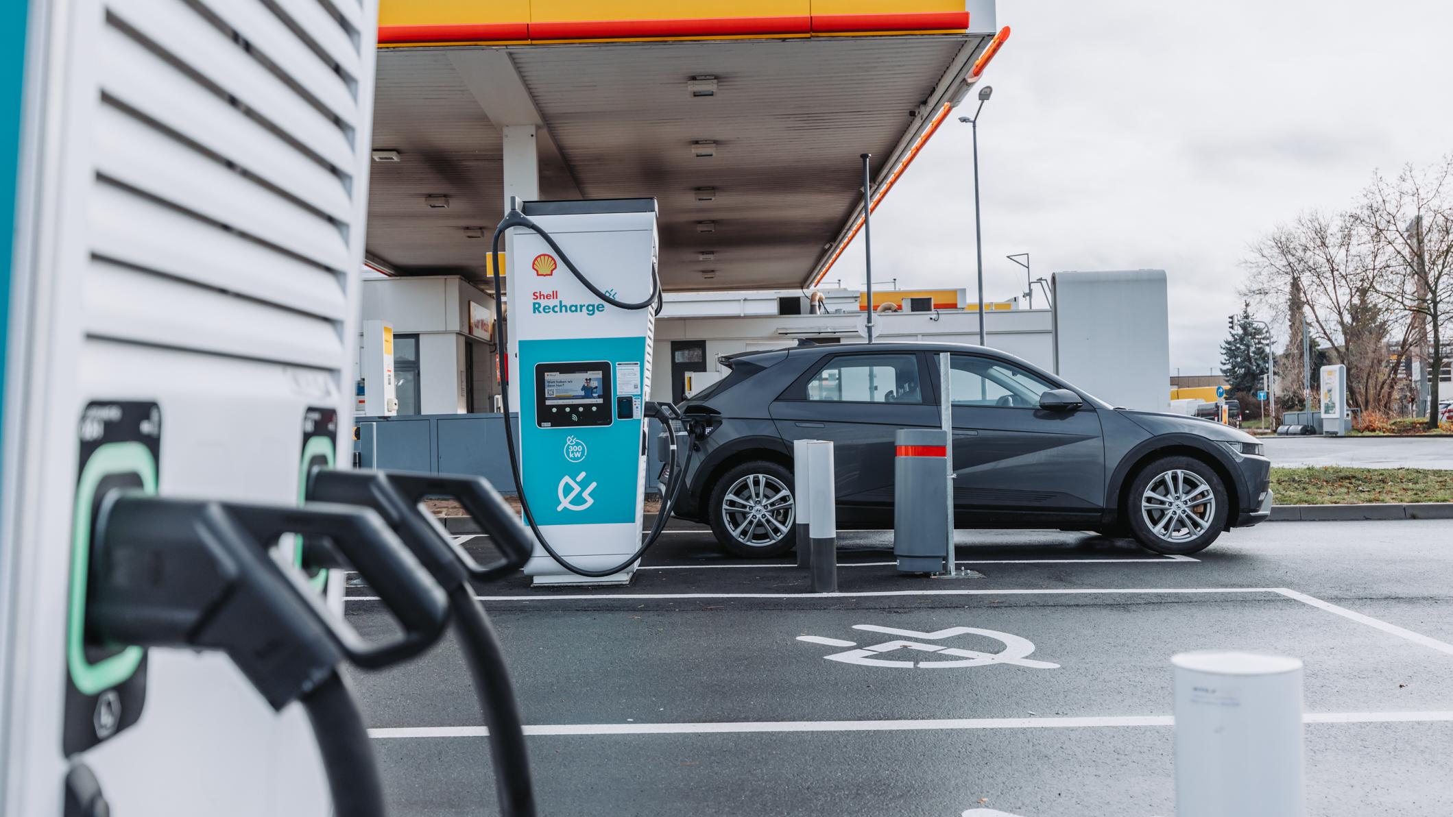 Shell Recharge Charging Station, Sigmundstraße in Nürnberg