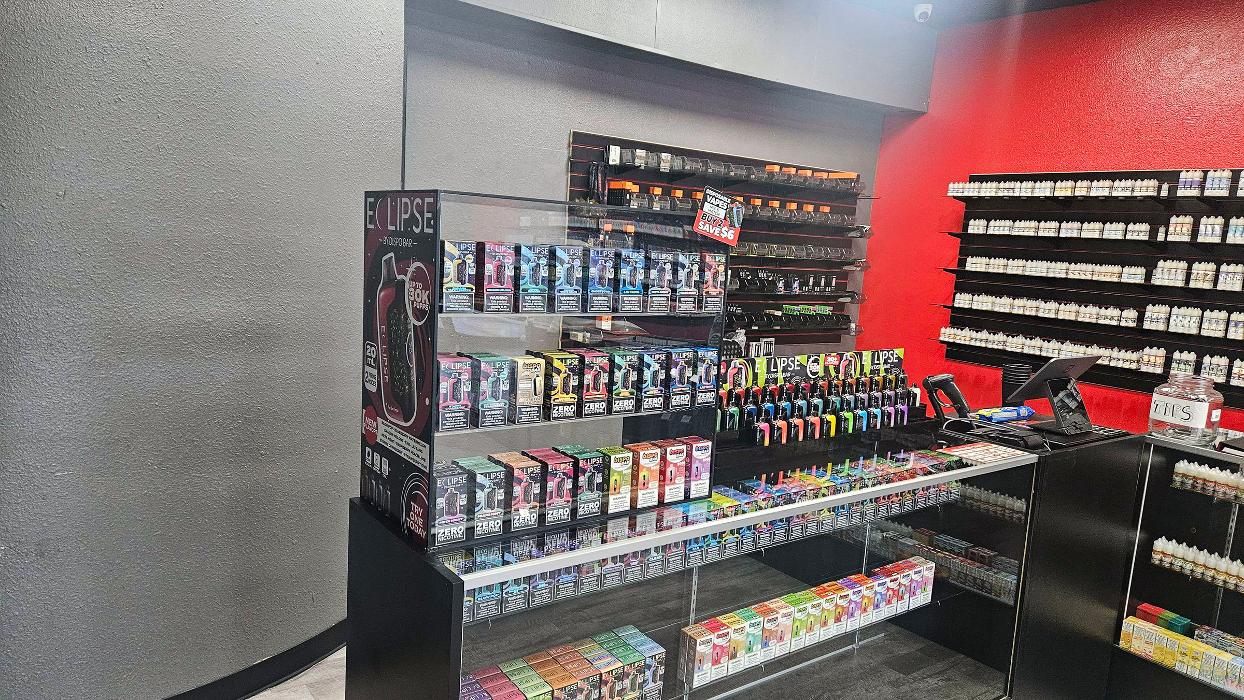 Red Star Vapor - Mesa, AZ