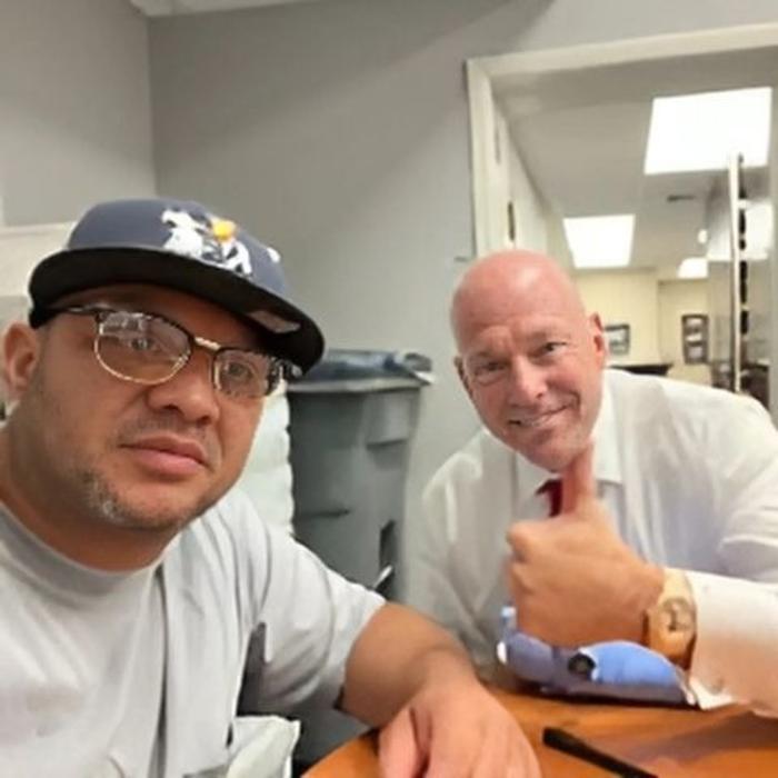 Robert K Young &amp; Associates Logo