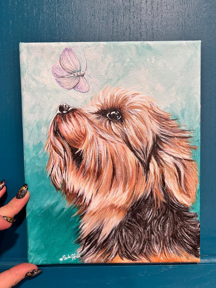 Sarah and Brushes Image