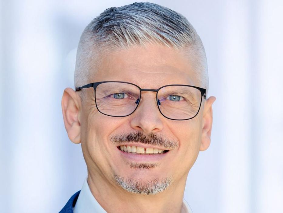 ERGO Versicherung Marko Bozic, Plutostraße in Pulheim