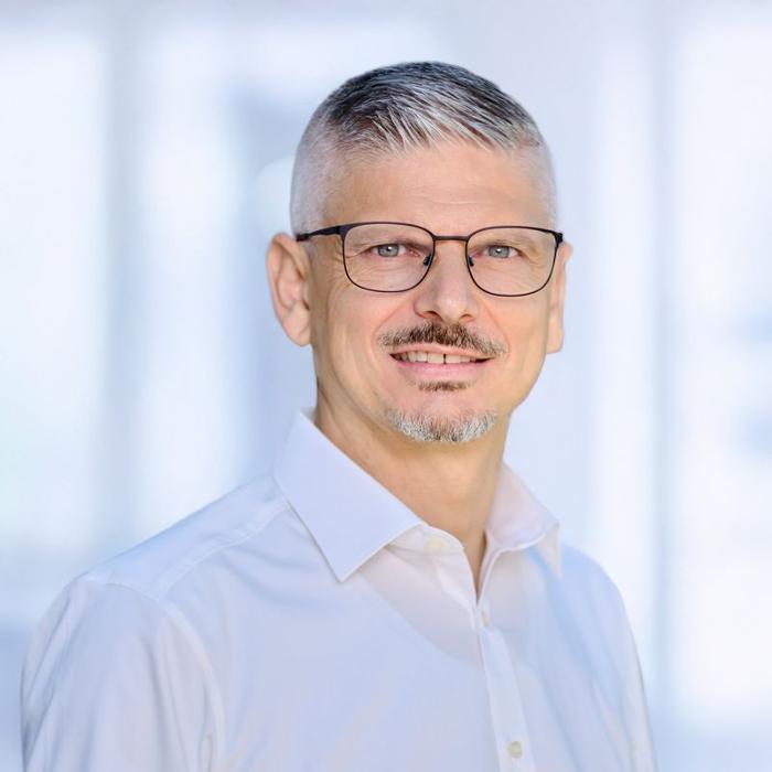 ERGO Versicherung Marko Bozic, Plutostraße in Pulheim