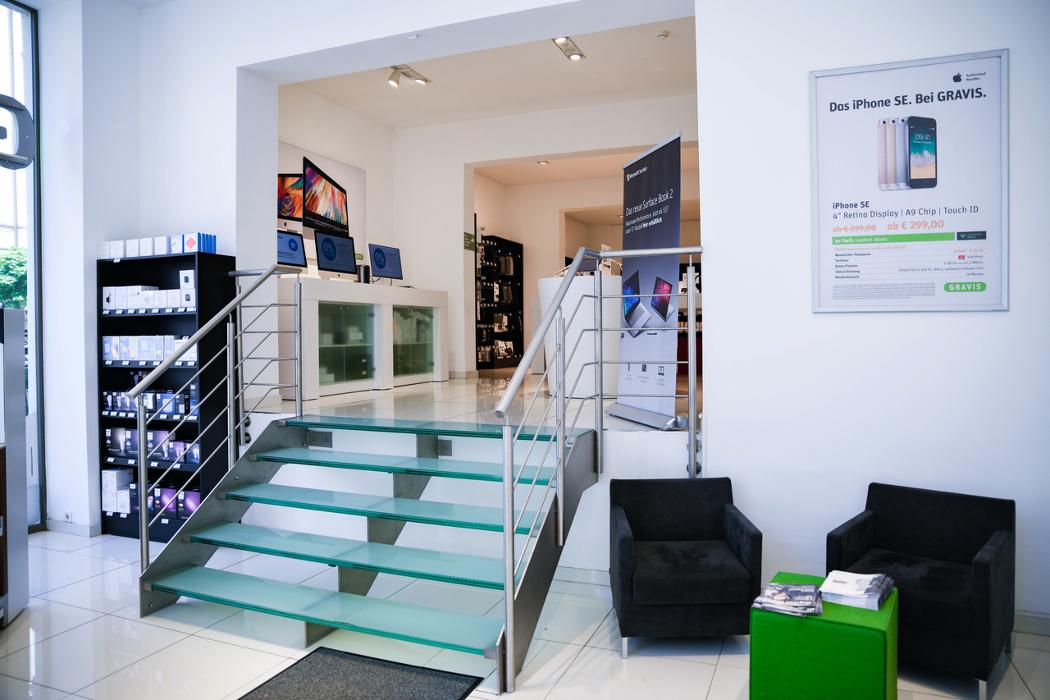 GRAVIS München Schwabing, Wilhelmstraße in München