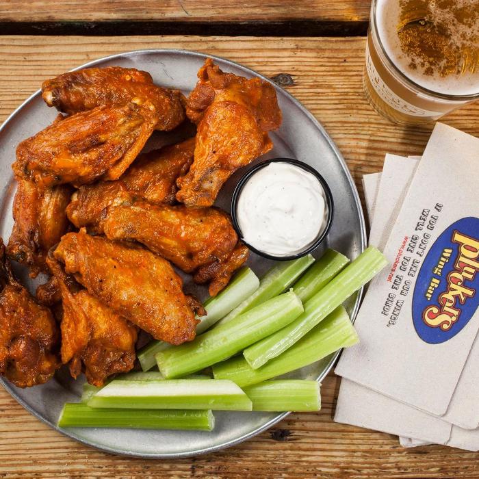 Pluckers Wing Bar Image