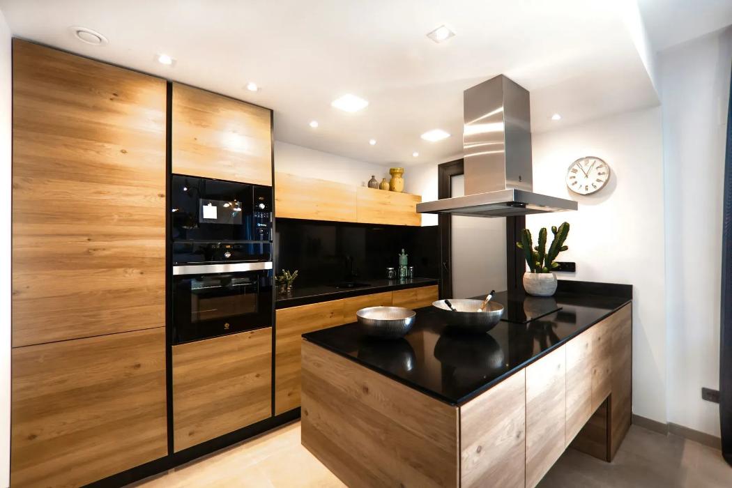 Kitchen Cabinets - Sarasota, FL