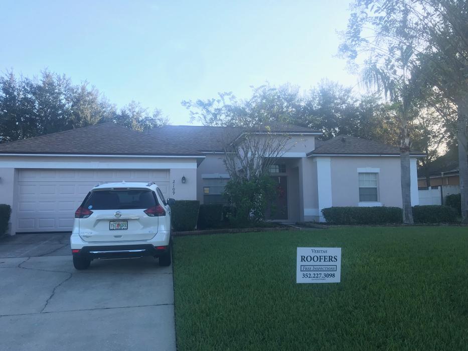 Veritas Roofers Image