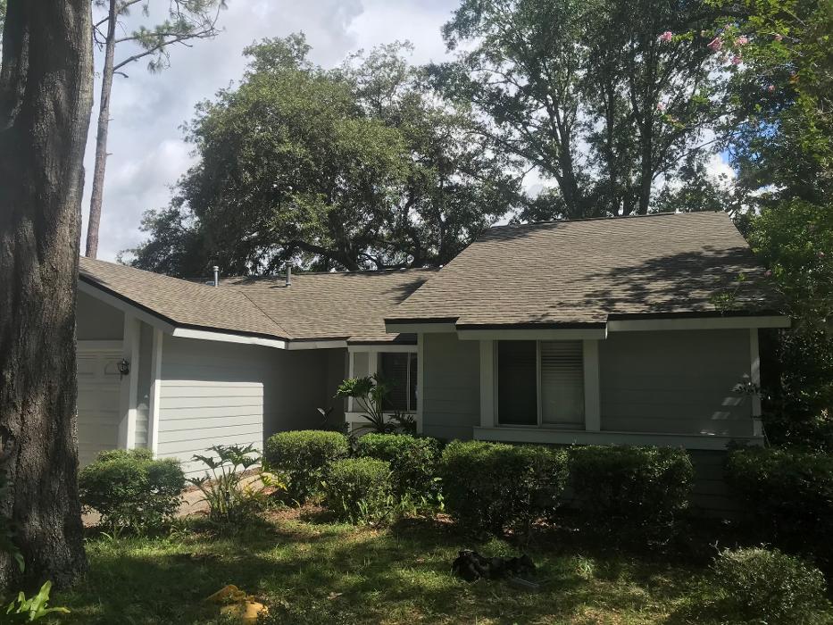 Veritas Roofers Image