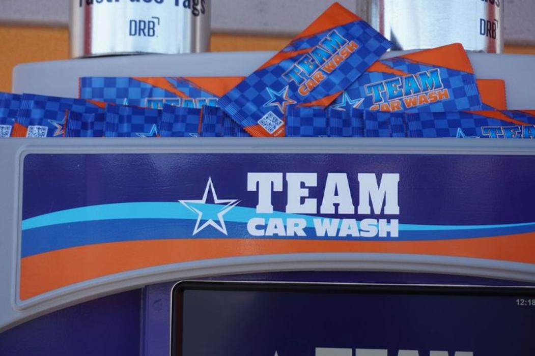 Team Express Oakhurst Image