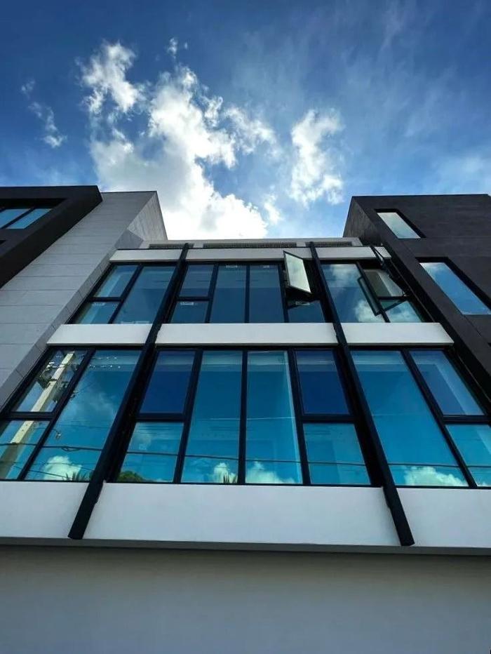 John and John Affordable Impact Windows & Doors - Hallandale, FL