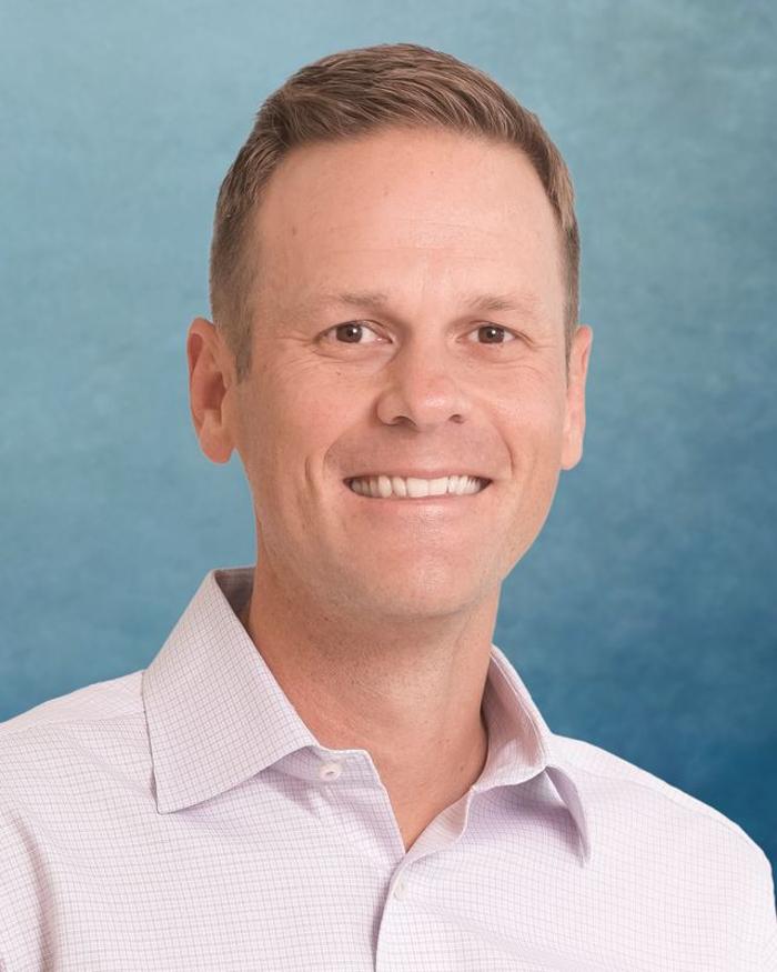 Total Hip and Knee Replacement Doctor: George Vestermark, MD Logo