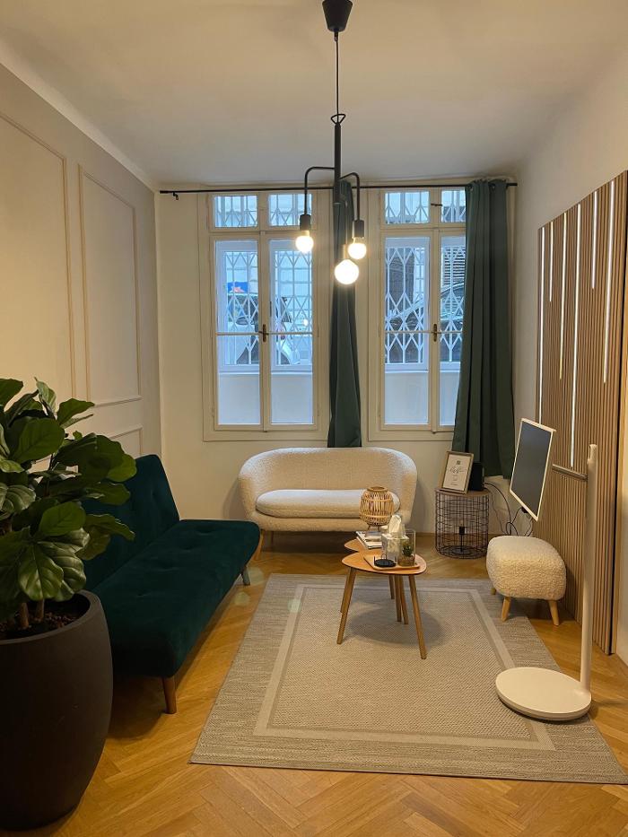 Solar Zen, Weyrgasse in Wien